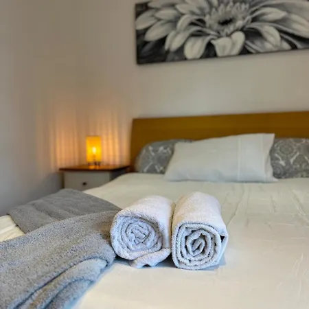 A1 Spacious 1 Bedroom アパート *